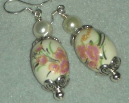 Beautiful Porcelain And Fw Pearls Bead Earrings - £7.10 GBP