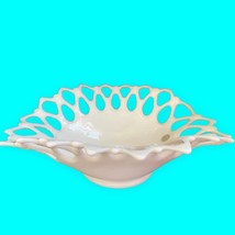 Vintage Westmoreland White Doric Lace Milk Glass Fruit Bowl - £22.79 GBP