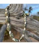 Hawaiian Store Genuine Green Paua Abalone with Mongo Shell Lei Necklace - $533.30 MXN