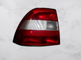 Taillight Left For Opel Vectra B 10/95 - (With Bulbholder) - £48.77 GBP