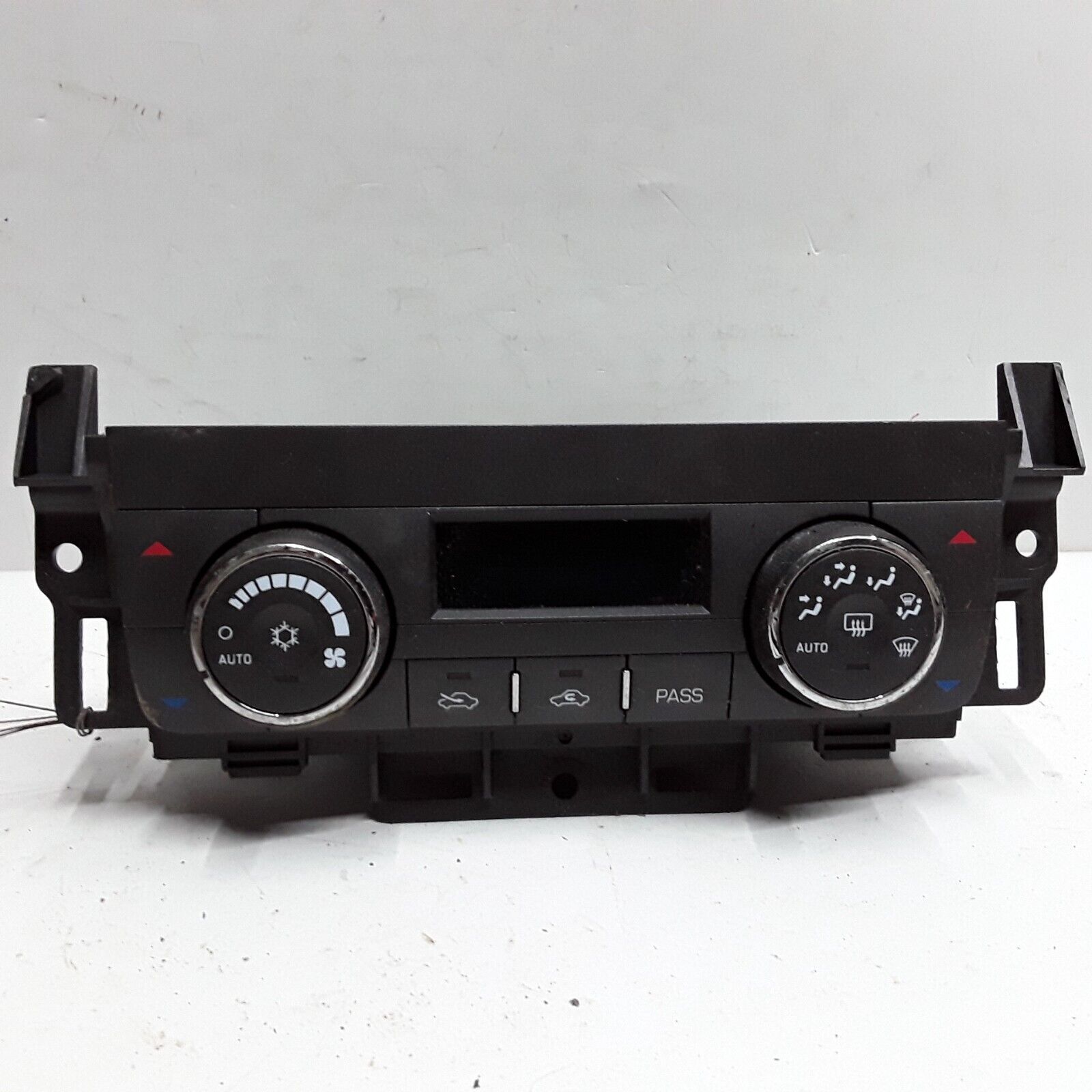 07 08 09 10 11 Buick Lucerne automatic heater AC control OEM 15892086 - £26.22 GBP