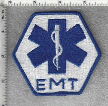 EMT - Hexagon Shape Blue Border Shoulder Patch - $185.46 MXN