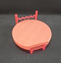 MGA Entertainment  LOL Surprise! 4&quot; Pink Round Bed - Mc Swag Was Here - £6.23 GBP