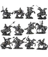 Set of 12 Medieval Armored Cavalry Horse Knights in Suit of Armor Figurines - €36,08 EUR