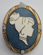 Disney 2014 Princess Cinderella Cameo Silhouette Gold Oval Pin - $14.89 CAD