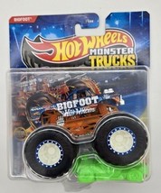 Hot Wheels Monster Trucks Big Foot Crushed Car Orange Blue New - $9.97