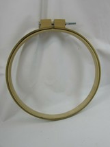 VINTAGE ROUND WOOD 14&quot; EMBROIDERY CROSS STITCH QUILTING HOOP SCREW CLOSU... - £9.45 GBP