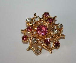 Coro Vintage Gold Tone Pink &amp; Clear Crystal Brooch Pin J331 - $18.00
