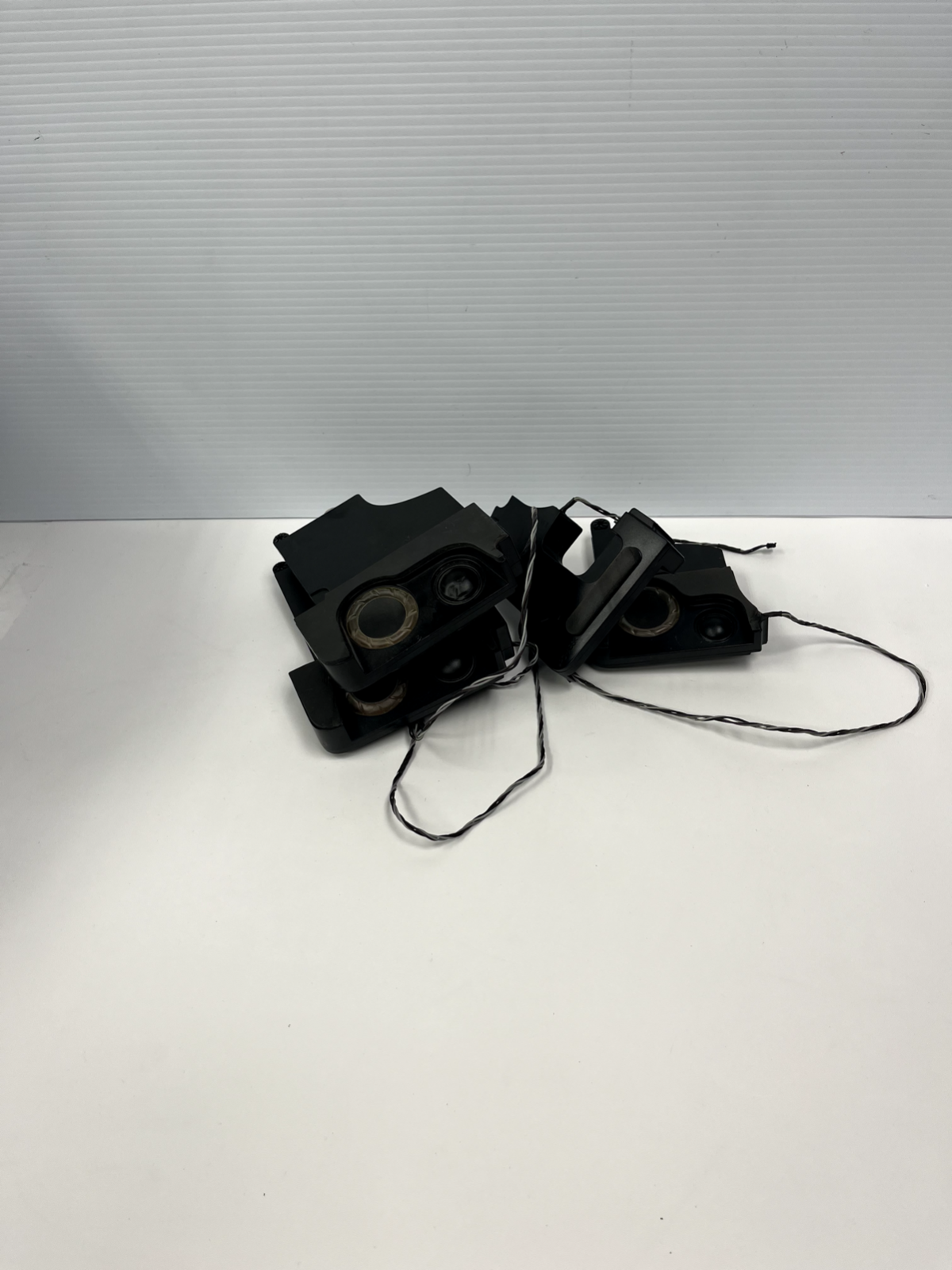 iMac Speakers internal Speaker lot for ( iMac  2006-2008) Lot of 9 TOTAL... - $44.55