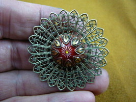 (Z18-4) red white gold textured flower Czech glass button filigee pin brooch - £15.66 GBP