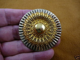 (br-207) Flower gold tone filigree brass circle pin pendant Wow - £19.95 GBP