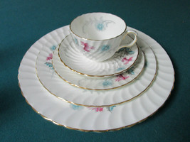 Aynsley England Wayside Cups Saucers Plates Settings Pick 1 - £68.14 GBP