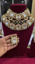 Bollywood Style Indian Gold Plated Kundan Choker Necklace Emerald Jewelry Set - £189.80 GBP