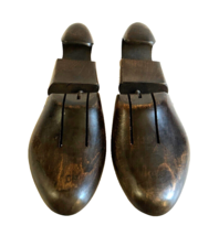 Vintage Solid Wooden Shoe Stretchers by J.V. Shoe Tree Co, Size 8D, Good Shape - £26.90 GBP
