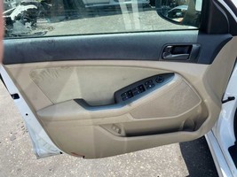 OPTIMAKIA 2015 Driver Front Door Trim Panel 662869 - £73.65 GBP