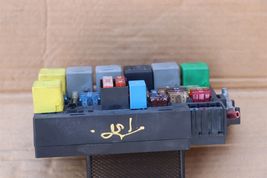 Mercedes Front Fusebox Fuse Relay Junction Box A1645400072 image 3