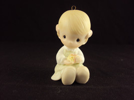 Precious Moments E-5391, Love Is Kind, Issued 1984, Suspended 1989, Free Ship - £15.94 GBP