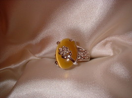 Yellow Flower Ring Size 5.5  Bargain Bin Under $10.00 - £4.78 GBP