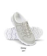 The Lady&#39;s Lightweight Travel Slip Ons Size 8 color grey Shoes PROPET - $1,263.00 MXN