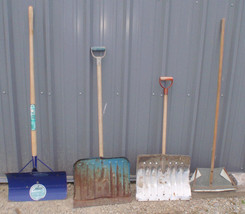 Lot Of Snow Shovels and Some Kind Of Scoop - £16.55 GBP