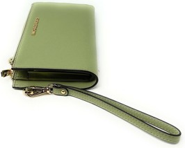 Michael Kors Jet Set Travel Double Zip Wristlet Light Sage Leather Army Green - £61.30 GBP