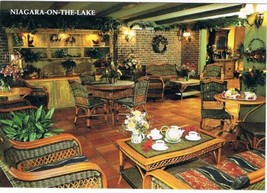 Ontario Postcard Niagara On The Lake Pillar &amp; Post Inn Breakfast Room - £1.69 GBP