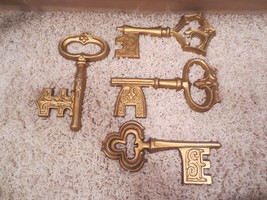 VINTAGE SEXTON 1971 WALL HANGING SKELETON KEY - 4 KEYS - £18.58 GBP