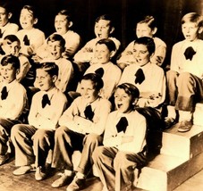 RPPC Vienna Mozart Boys Choir Singing Group Photo UNP 1930s DOPS Postcard - £3.05 GBP