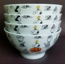 P EAN Uts Halloween Snoopy Pumpkin Set Of 4 Salad Dessert Cereal Bowls New - £40.02 GBP