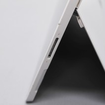 Microsoft Surface Pro 4 12.3" Core i5-6300u 2.4GHz 4GB 128GB SSD image 4