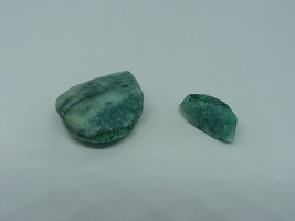 260Ct BROKEN Natural Emerald Green Color Enhanced Earth Mined Stone EL1277 CRACK - £18.44 GBP