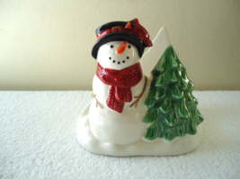 St. Nicholas Square Yuletide Snowman Themed Napkin Holder &quot; Beautiful It... - £22.66 GBP