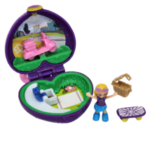 Polly Pocket 2017 Mattel Tiny Places Compact Playset Picnic Scooter Accessories - £22.33 GBP