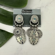 Partners Vintage Dangle Earrings NOS Tin Silver Tone Southwest Medallions 90s - £15.76 GBP