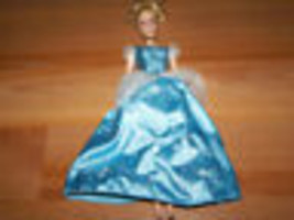 Disney Princess Cinderella 12&quot; Doll Blue Dress with Lights Needs Batteries EUC - £14.38 GBP