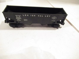 Lionel POST-WAR TRAINS- Late Short Black Lehigh Valley HOPPER- 027- Ln - - £21.90 GBP