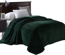 Exclusivo Mezcla Waffle Textured Soft Fleece, Forest Green, 90X104 Inches - £33.56 GBP