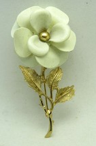 Vintage Avon White Enameled Flower Gold Tone Brooch Pin 3&quot; - $9.50