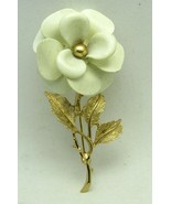 Vintage Avon White Enameled Flower Gold Tone Brooch Pin 3&quot; - £7.50 GBP