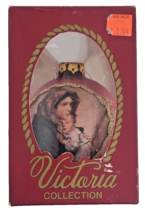 Vintage Victoria Collection Red Christmas Ornament Ball Bulb Dated 1993 - $12.19