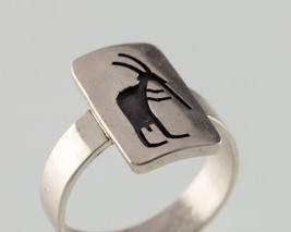 Zuni Kokopelli Playing Flute Sterling Silver Band Ring Size: 8.5 - £61.85 GBP