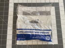 NEW GE Refrigerator Connector P# WR02X11330 - $365.96 MXN
