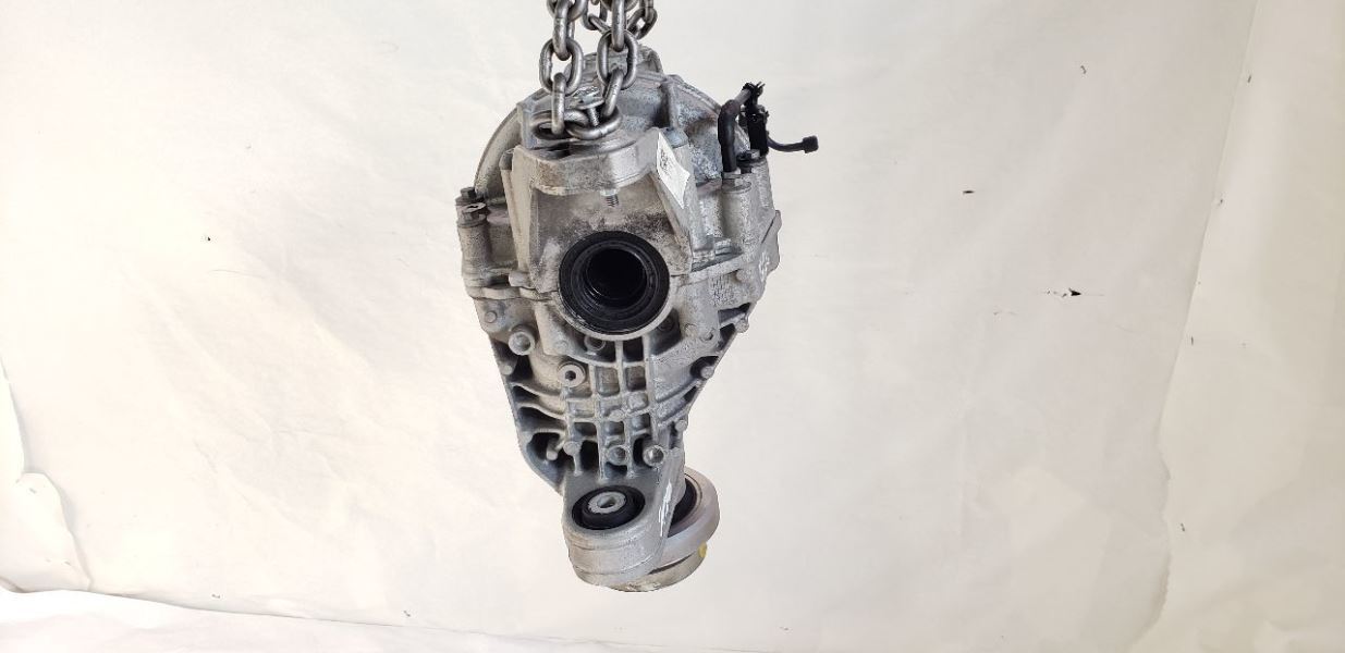 2018 Maserati Levante OEM Rear Carrier Differential Assembly Item image 2