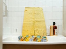 Ralph Lauren Home Yellow Cotton Bath Towel Fabric Decorative Hem Bright Colors - £31.76 GBP
