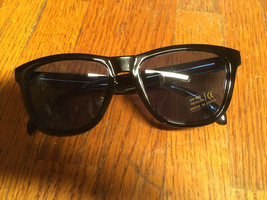 NEW Deep Eddy Vodka Cat Eye Sunglasses - £2.96 GBP