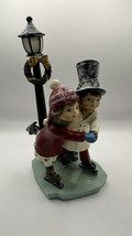 Holiday Skating Couple Christmas Statue ADORABLE FIGURINE - £8.74 GBP