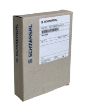 NEW SCHMERSAL AES-1235 / AES1235 SAFETY CONTROLLER RELAY 24VDC 101170049 - $310.00