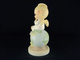 Precious Moments Figurine, #E-2804R, Peace On Earth, Star Mark - £31.25 GBP