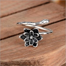 Lotus Simple Ethnic 925 Sterling Silver Jewelry Temperament Flower Ring - £8.75 GBP