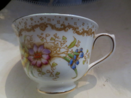 Vintage Royal Albert Bone China GEM Floral Flowers Tea Cup - £7.46 GBP